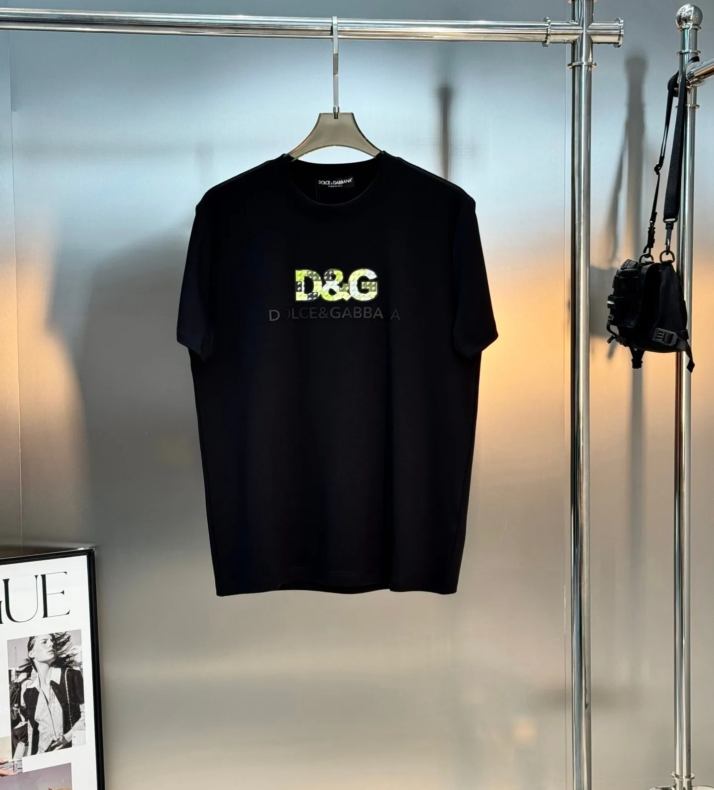 DG - 25s .Classic ！ g . ， ！！！ Breathable Classic DG . ， ！！！ ：Black.White.Bright Red.Sizes：s-xxl
